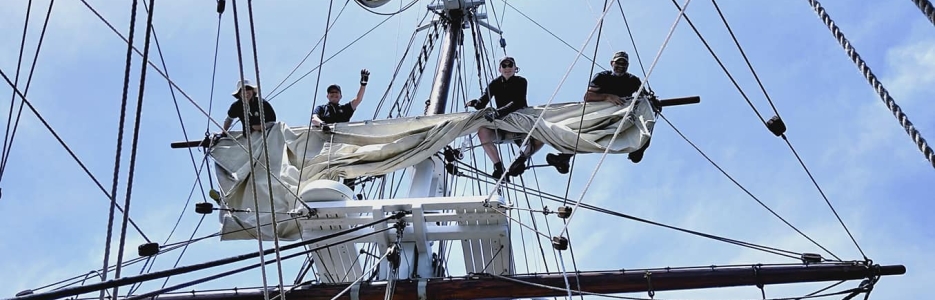 Lady Nelson rigging