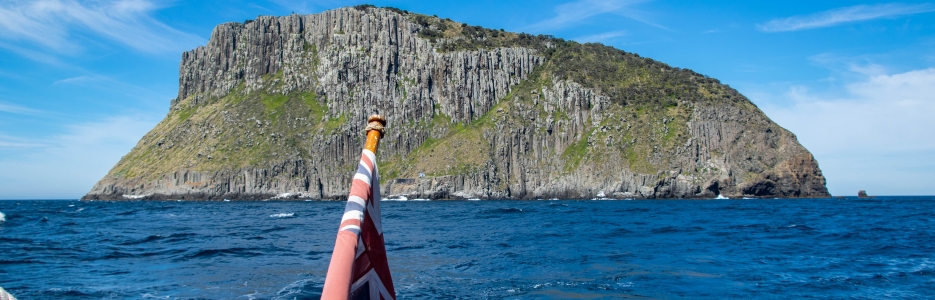 Scenery Tasman Island 2