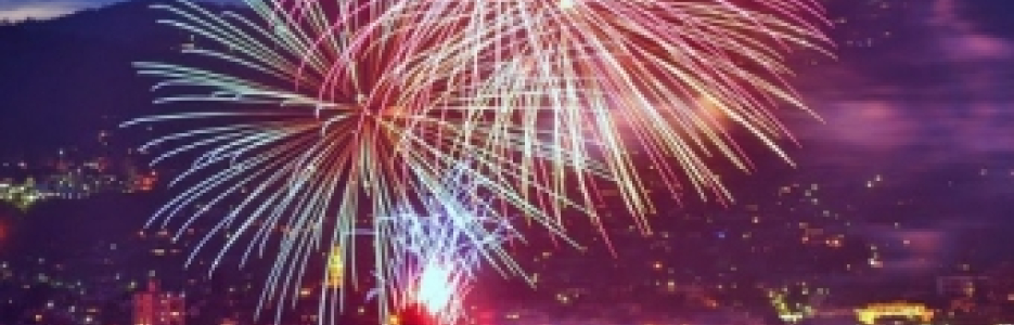 FireWorks NYE 25
